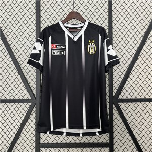 00/01 Juventus Retro Soccer Football Shirt